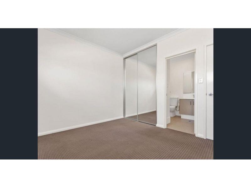 8/2 Scroop Way, Spearwood WA 6163