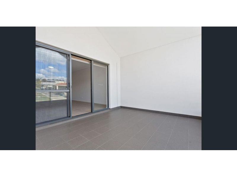 8/2 Scroop Way, Spearwood WA 6163