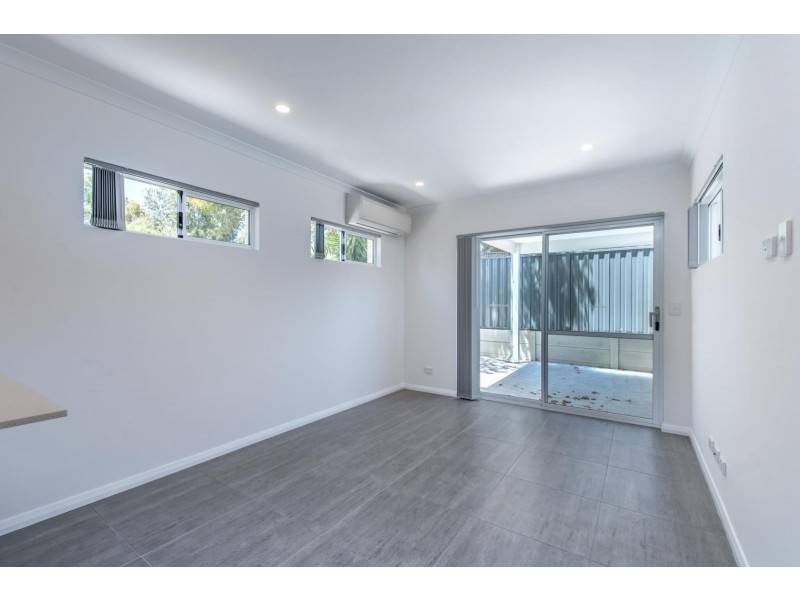82B Forrest Road, Hamilton Hill WA 6163