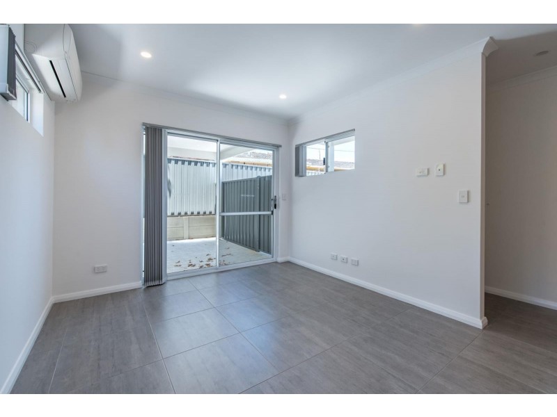 82B Forrest Road, Hamilton Hill WA 6163