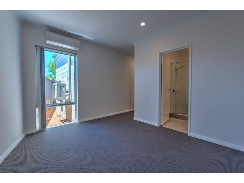 82B Forrest Road, Hamilton Hill WA 6163