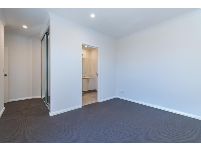 82B Forrest Road, Hamilton Hill WA 6163