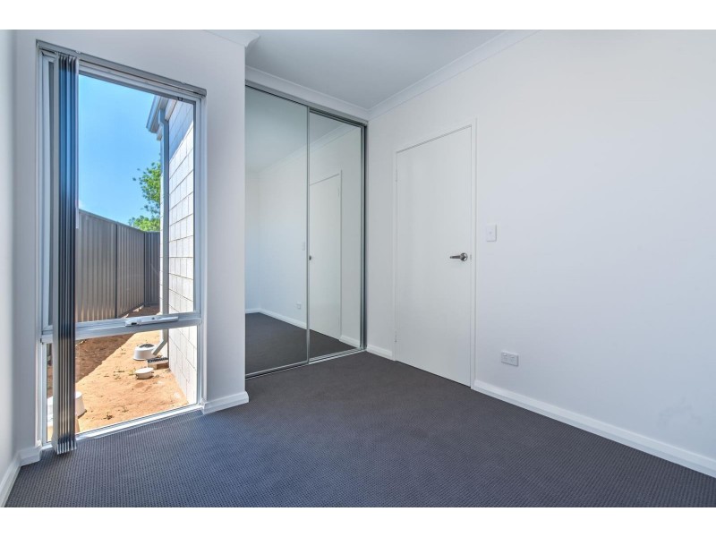 82B Forrest Road, Hamilton Hill WA 6163