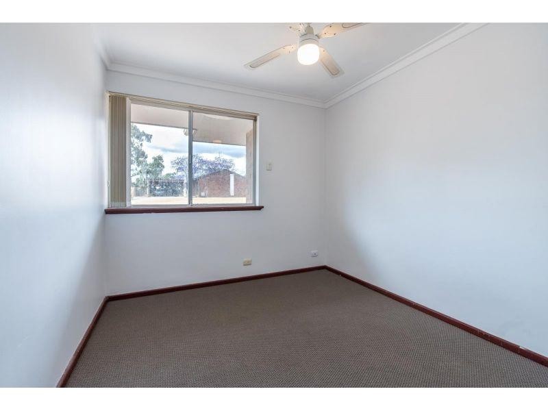 11 Brett Place, Gosnells WA 6110