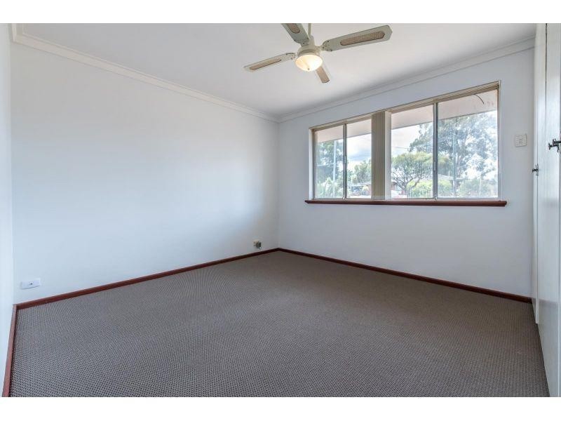 11 Brett Place, Gosnells WA 6110