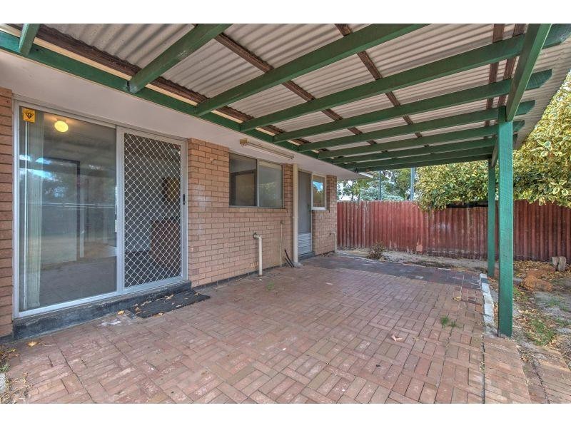 11 Brett Place, Gosnells WA 6110