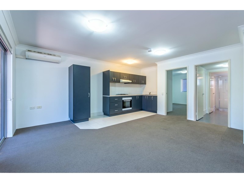 4/4 Ashbury Crescent, Mirrabooka WA 6061