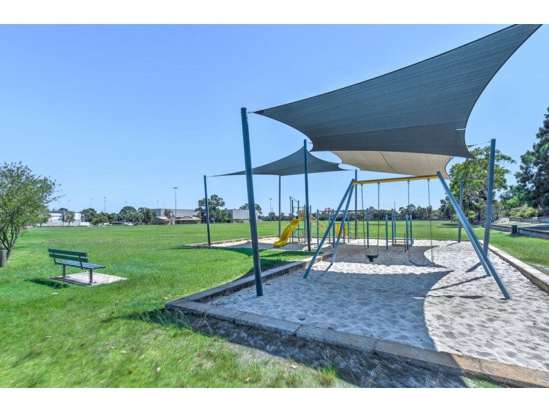 4/4 Ashbury Crescent, Mirrabooka WA 6061