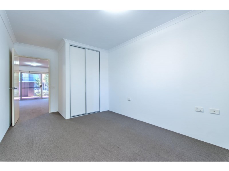 4/4 Ashbury Crescent, Mirrabooka WA 6061