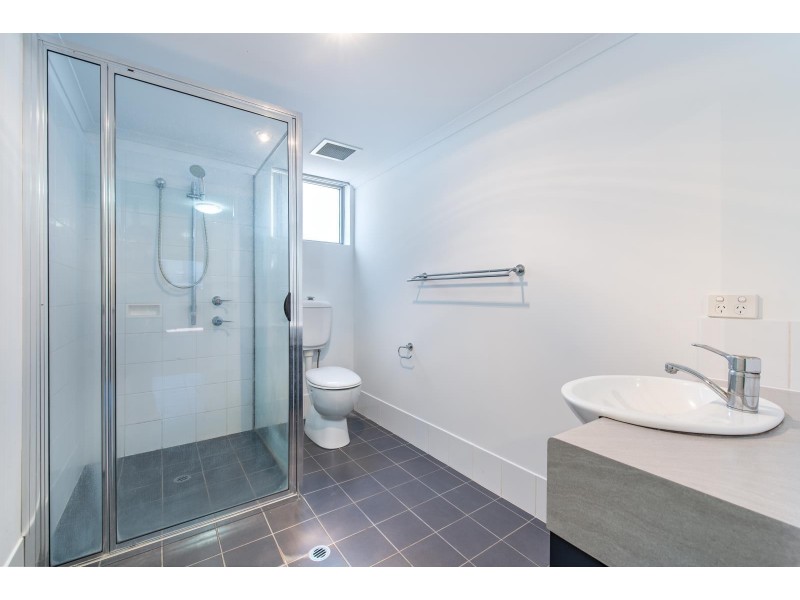 4/4 Ashbury Crescent, Mirrabooka WA 6061