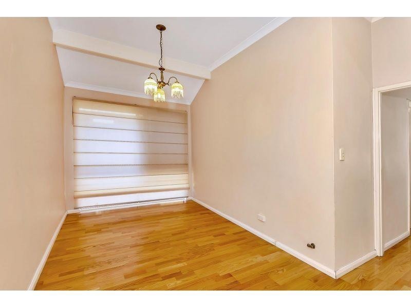 9 Spoonbill Place, Queens Park WA 6107