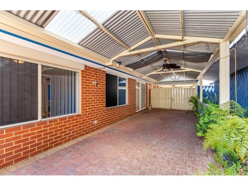 9 Spoonbill Place, Queens Park WA 6107