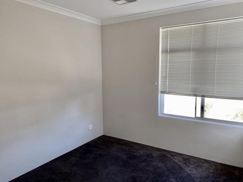 2/98 Entrance Road, Spearwood WA 6163