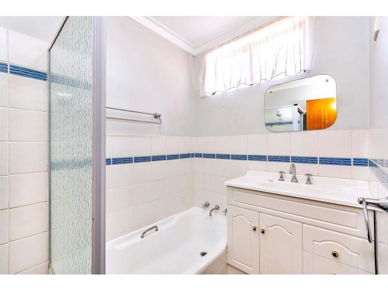 1 Dalmatia Place, Como WA 6152