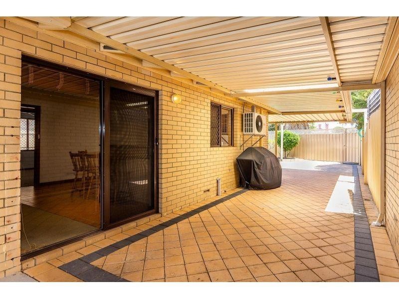 1 Dalmatia Place, Como WA 6152