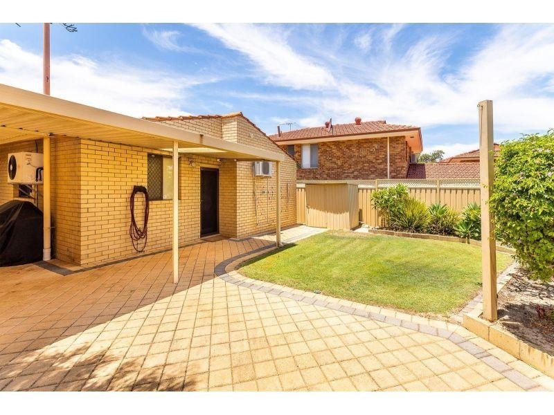 1 Dalmatia Place, Como WA 6152