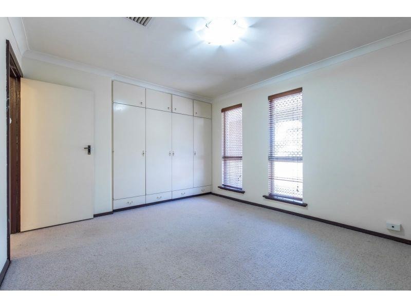 5 Delwood Place, Willetton WA 6155