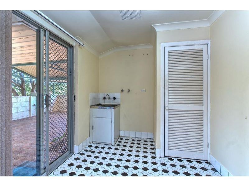 5 Delwood Place, Willetton WA 6155