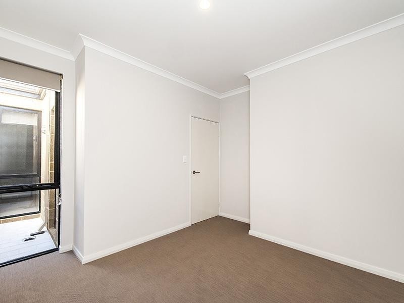 30/1 Balfour Road, Swan View WA 6056