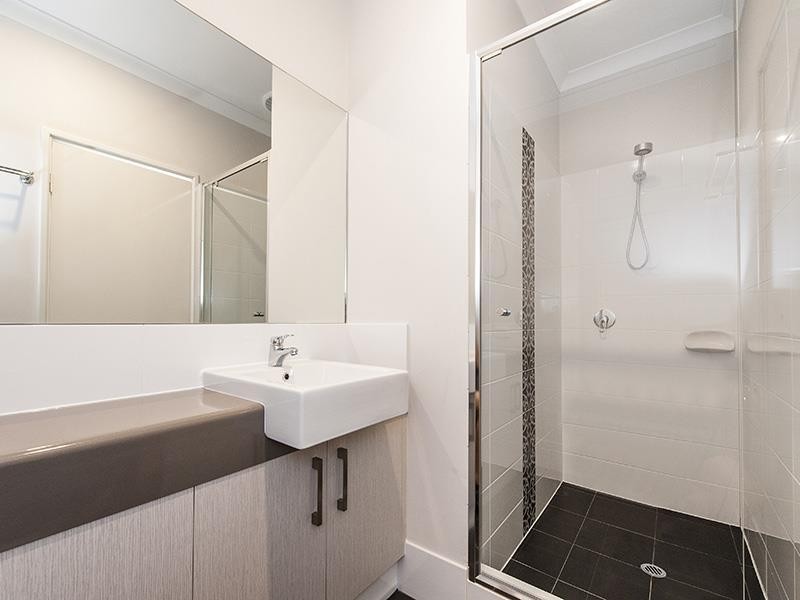 30/1 Balfour Road, Swan View WA 6056