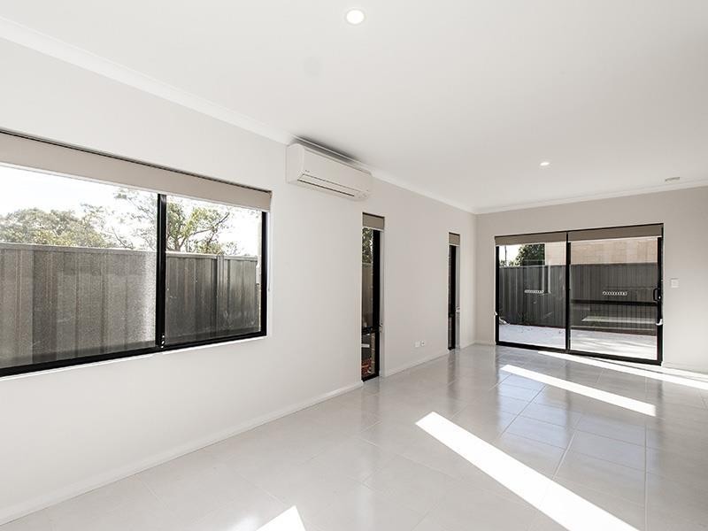 30/1 Balfour Road, Swan View WA 6056