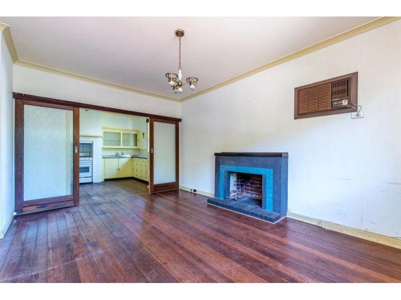 28 Jarrah Road, East Victoria Park WA 6101