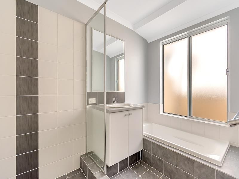 18 Mainsheet Way, Alkimos WA 6038