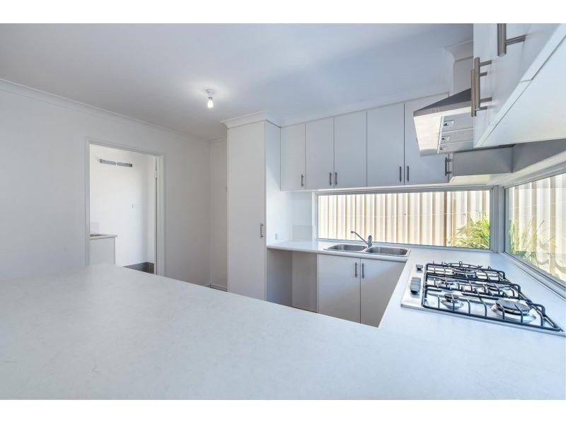 2/15 Canterbury Terrace, East Victoria Park WA 6101