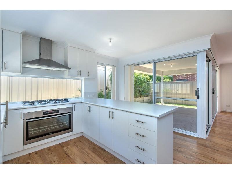 2/15 Canterbury Terrace, East Victoria Park WA 6101