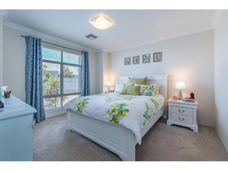 21/27 Barfield Road, Hammond Park WA 6164