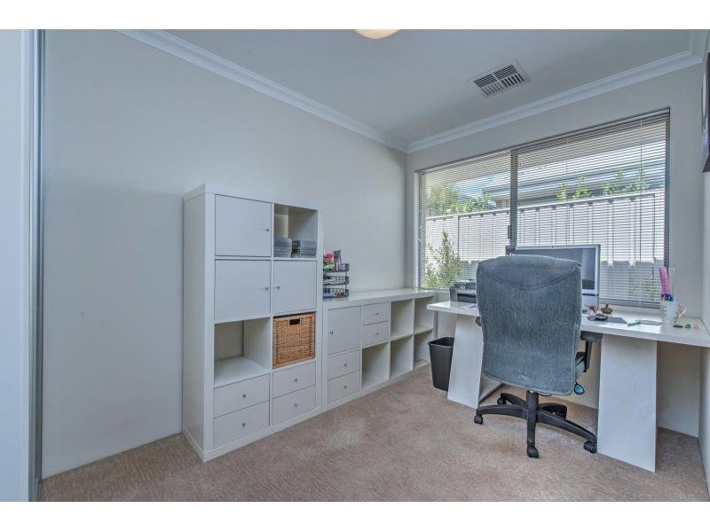 21/27 Barfield Road, Hammond Park WA 6164