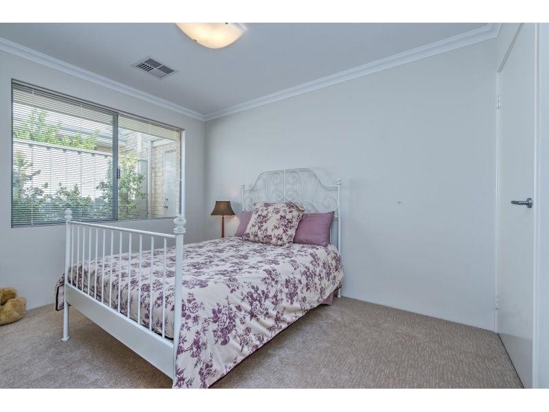 21/27 Barfield Road, Hammond Park WA 6164