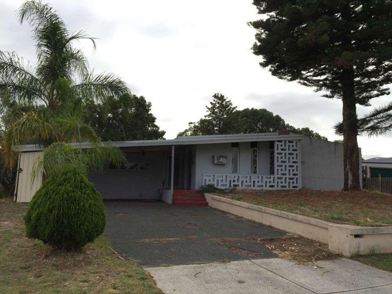 18 Lynstead Street, Beckenham WA 6107