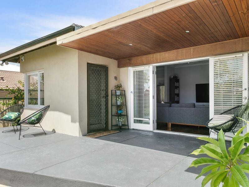 75 Upton Street, St James WA 6102