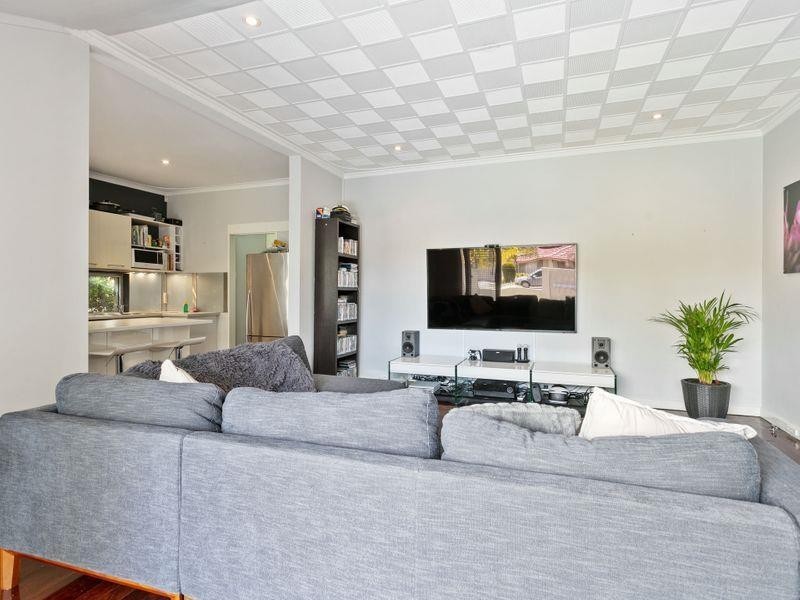 75 Upton Street, St James WA 6102