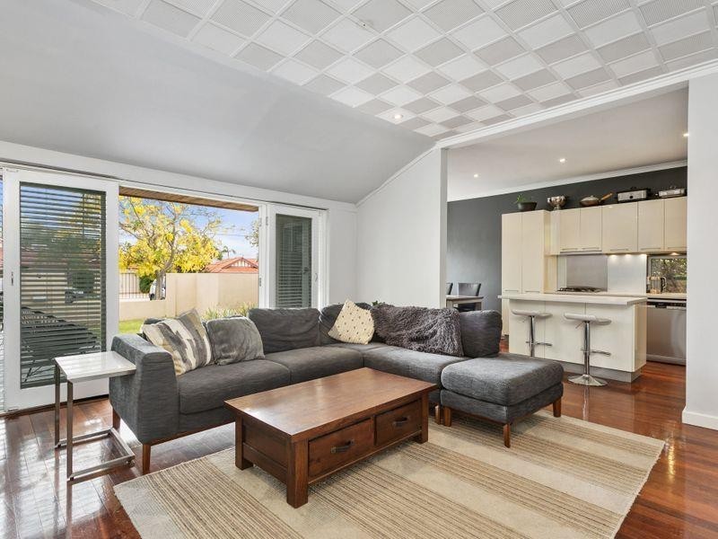 75 Upton Street, St James WA 6102