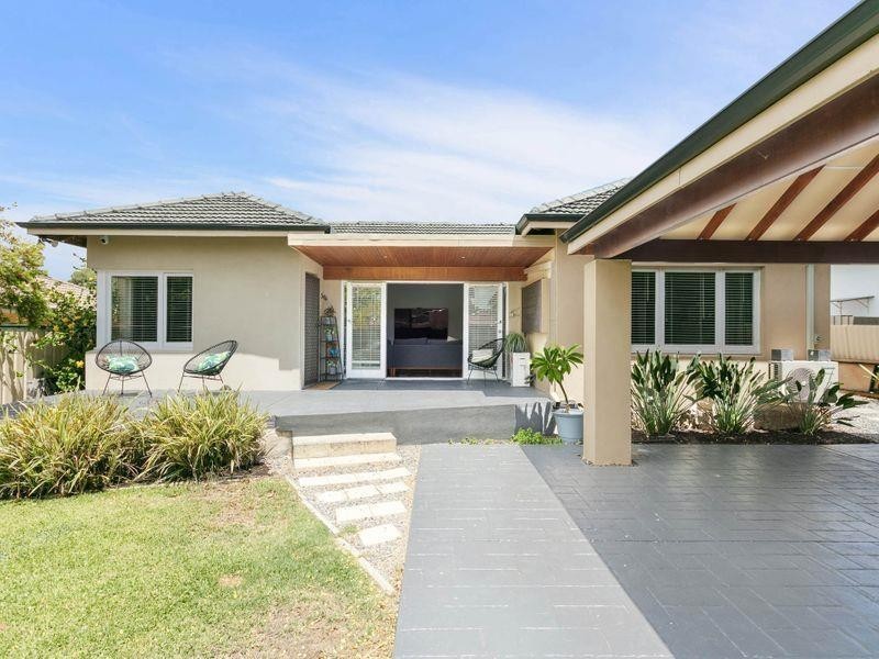 75 Upton Street, St James WA 6102