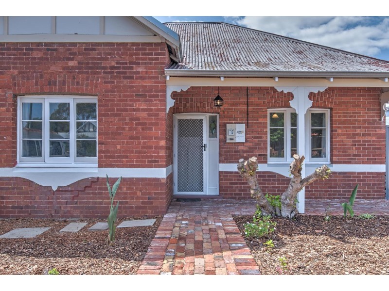 98 Washington Street, Victoria Park WA 6100