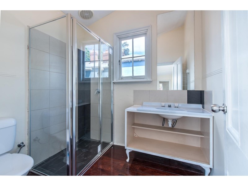 98 Washington Street, Victoria Park WA 6100