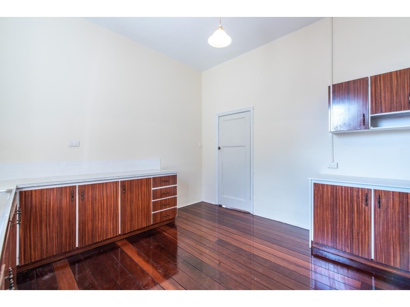 98 Washington Street, Victoria Park WA 6100