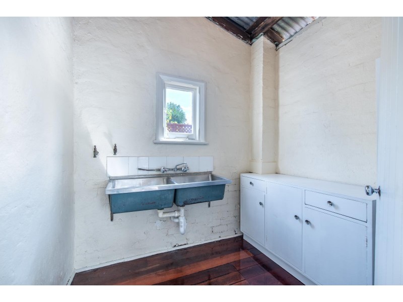 98 Washington Street, Victoria Park WA 6100