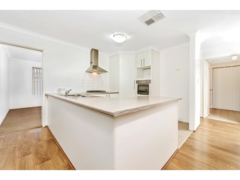 2 Wannell Street, Queens Park WA 6107