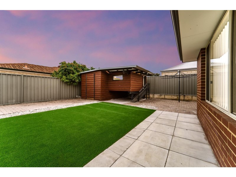 2 Wannell Street, Queens Park WA 6107