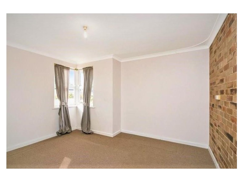 82 Forrest Road, Hamilton Hill WA 6163