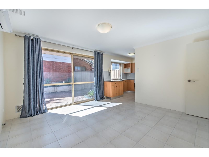 2/48 Preston Street, Como WA 6152