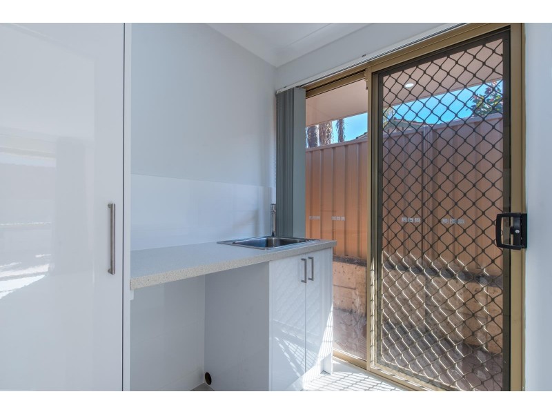 2/48 Preston Street, Como WA 6152