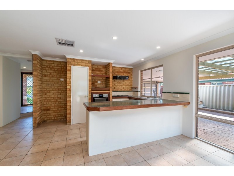 21 Daydream Way, Ridgewood WA 6030