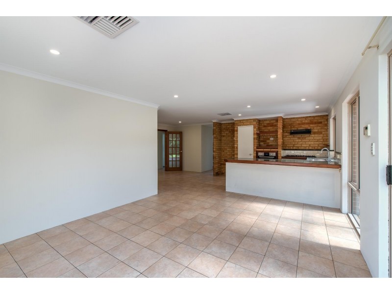 21 Daydream Way, Ridgewood WA 6030