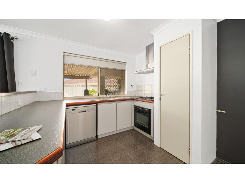 54 Ellamere Retreat, Maddington WA 6109