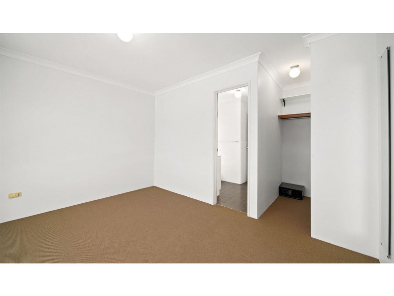 54 Ellamere Retreat, Maddington WA 6109